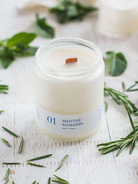 Bougie crépitante mèche de bois menthe et romarin | Flambette | Espace local