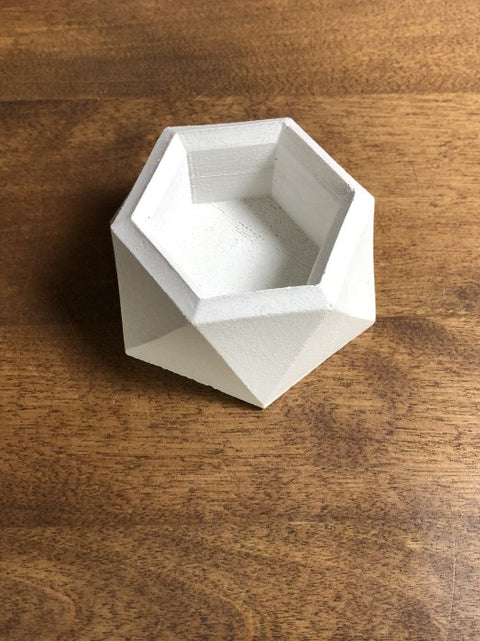 Pot rubis en béton blanc | Les Mimipots | Artisan d'ici | Espace local