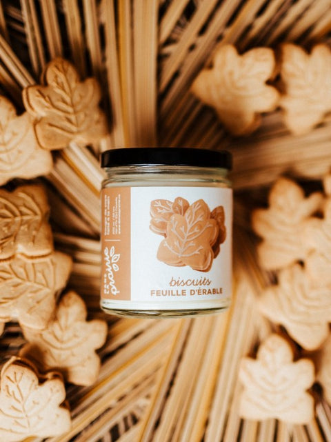 Chandelle soya 220ml biscuits feuille d'érable | Dans la prairie chandelles | Espace local